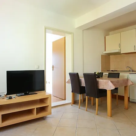 Guest house Lamia